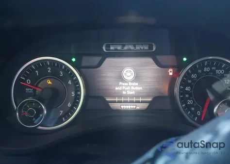 2020 Ram 1500 Big Horn 4X4 6'4 Box z USA, uszkodzony, nr VIN 1C6SRFBT2LN246779